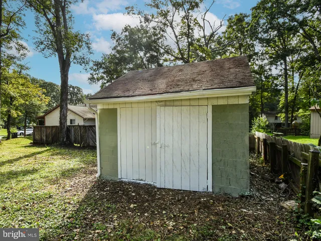 $4,500 | 6918 Pine Valley Drive, Glenn Dale, MD 20769