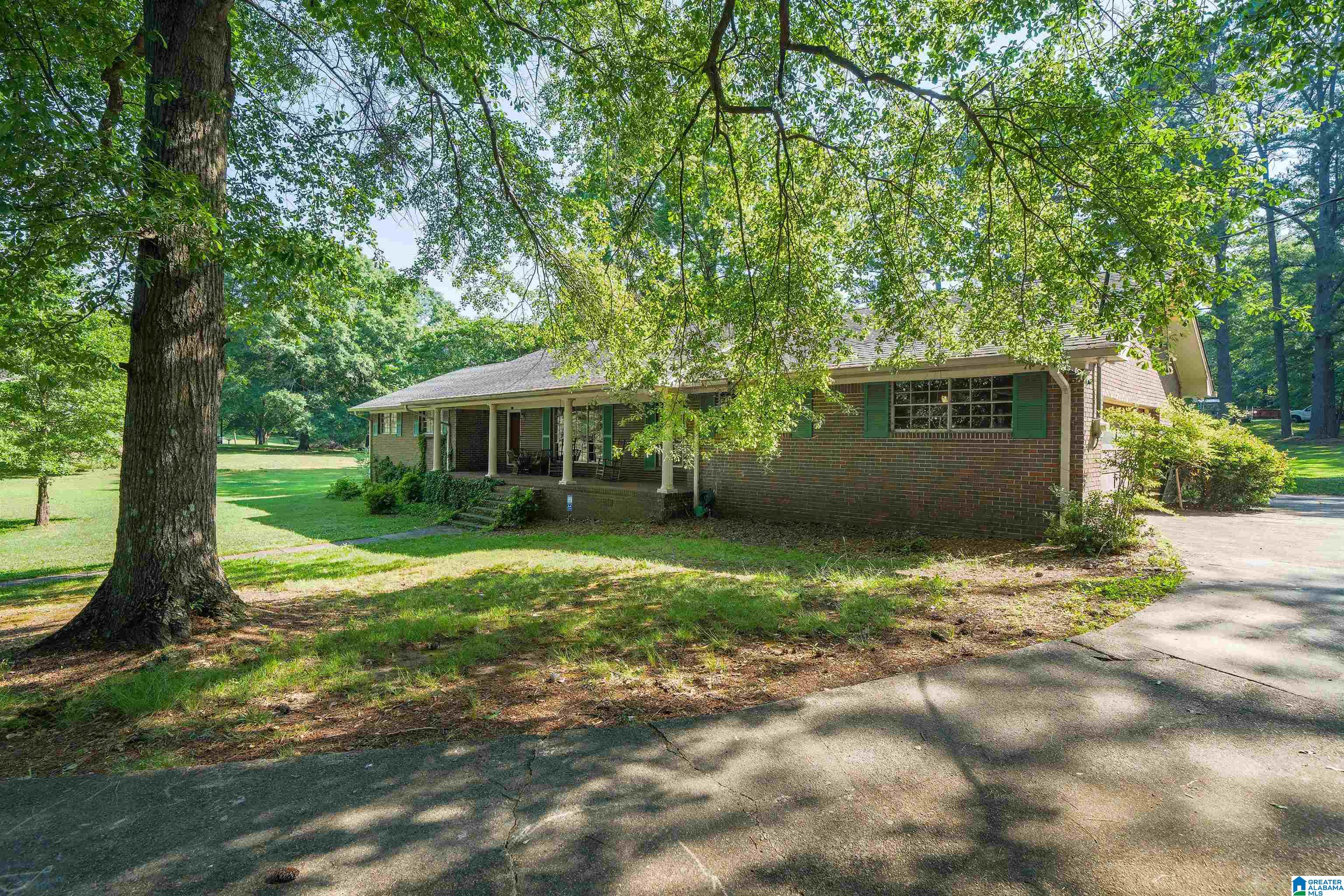 6501 Old Bradford Road Pinson, AL 35126 - Photo 2 of 29