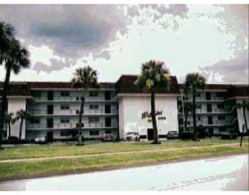 2936 Lake Shore Drive, Unit 309N Riviera Beach, FL 33404 - Photo 1 of 1 Primary Photo