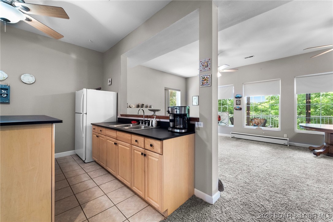 1008 South Beacon Ridge Lake Ozark, MO 65049 - Photo 35 of 50 Kitchenette/wetbar