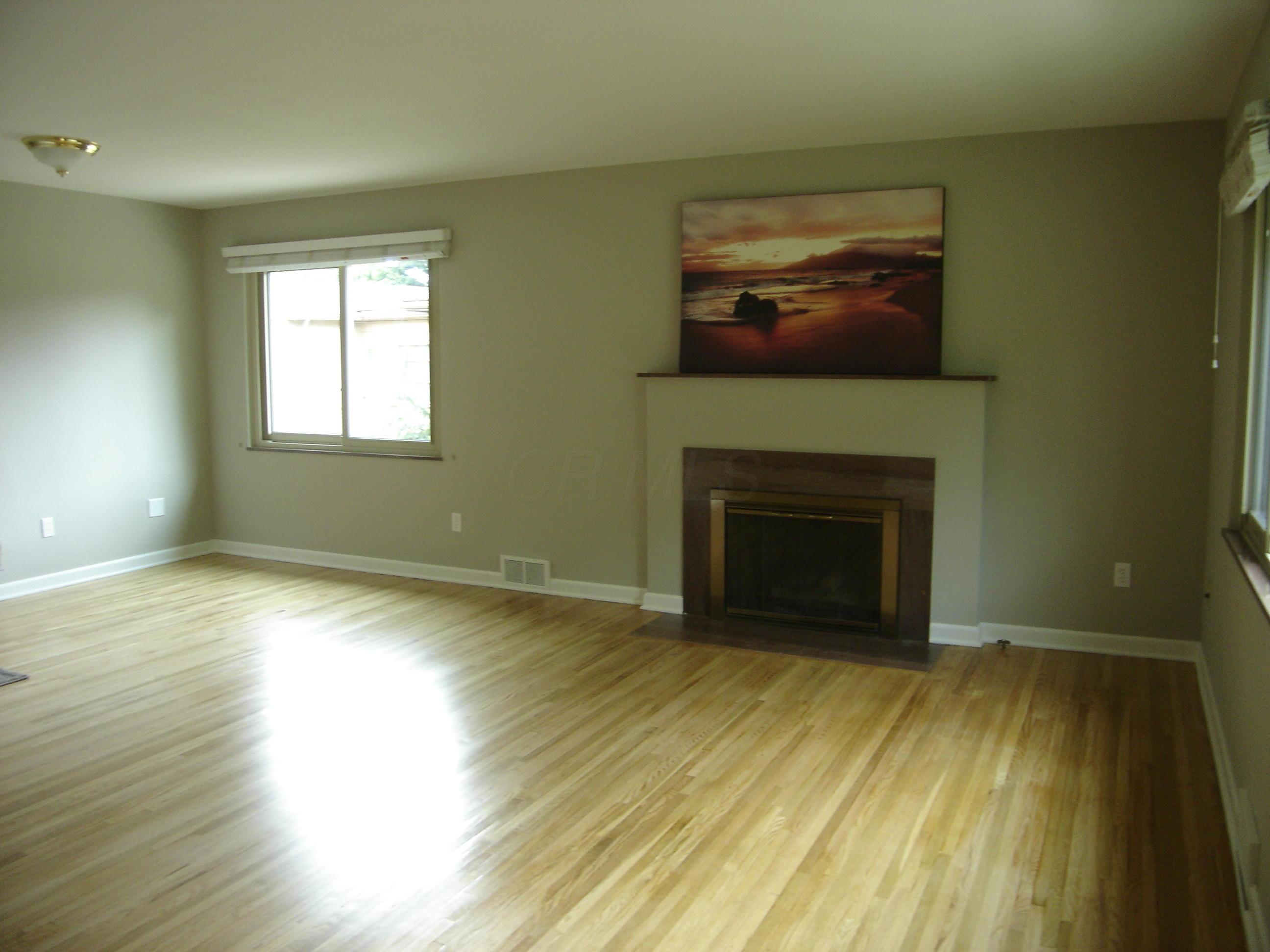 3267 Kenyon Road Upper Arlington, OH 43221 - Photo 3 of 23