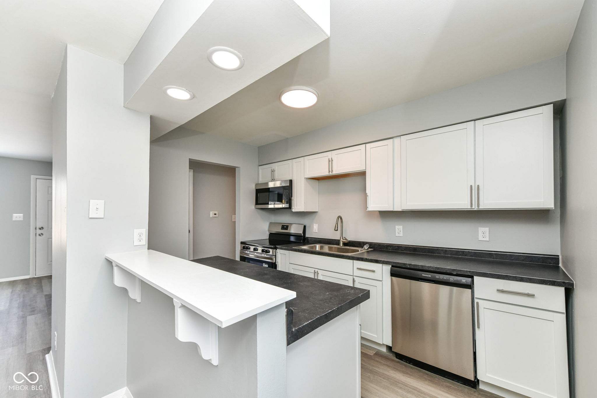 3976 Marseille Road Indianapolis, IN 46226 - Photo 11 of 34