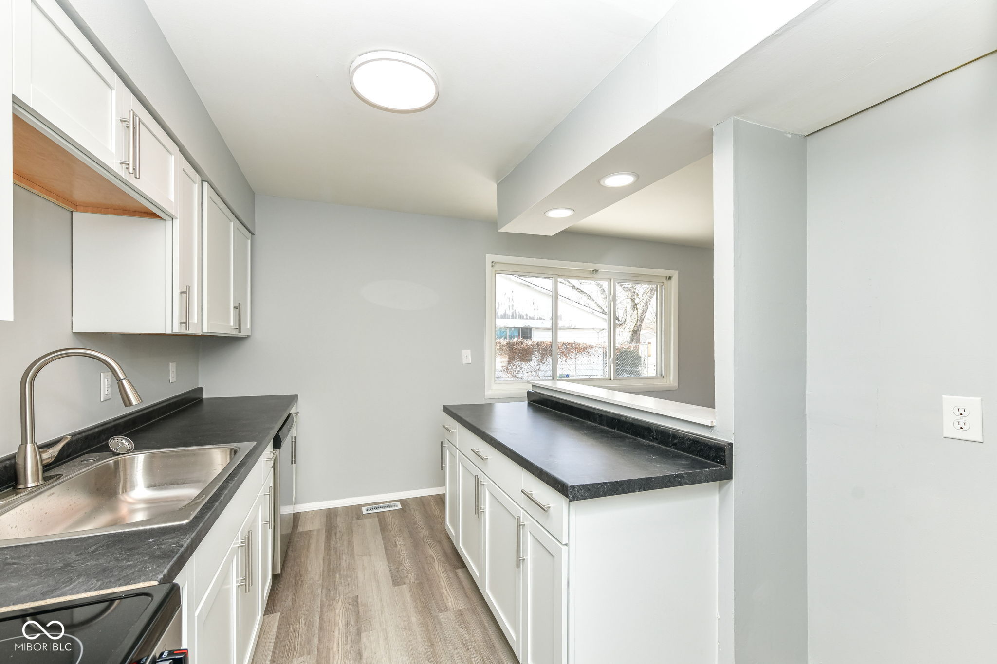 3976 Marseille Road Indianapolis, IN 46226 - Photo 14 of 34