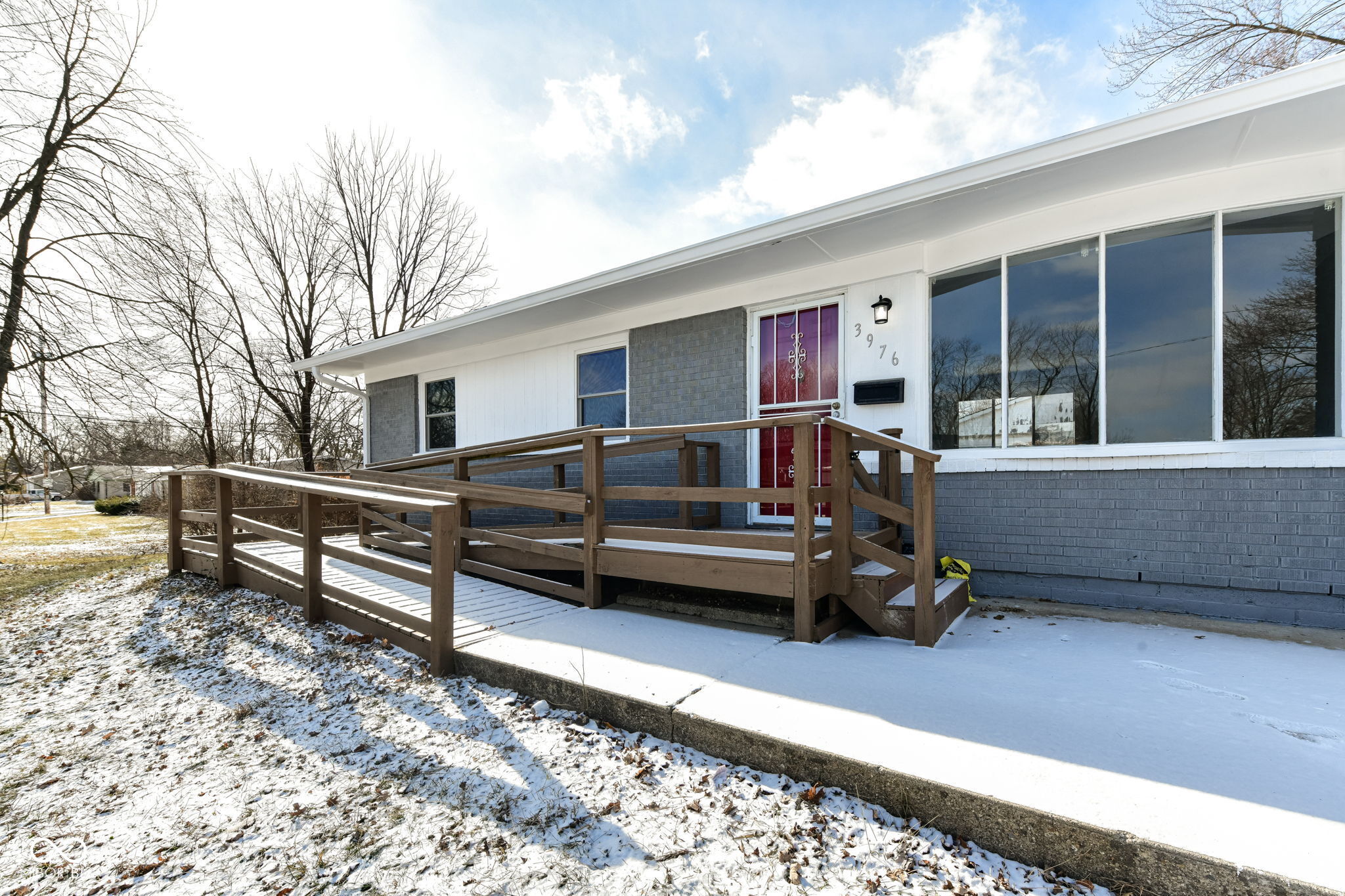 3976 Marseille Road Indianapolis, IN 46226 - Photo 2 of 34