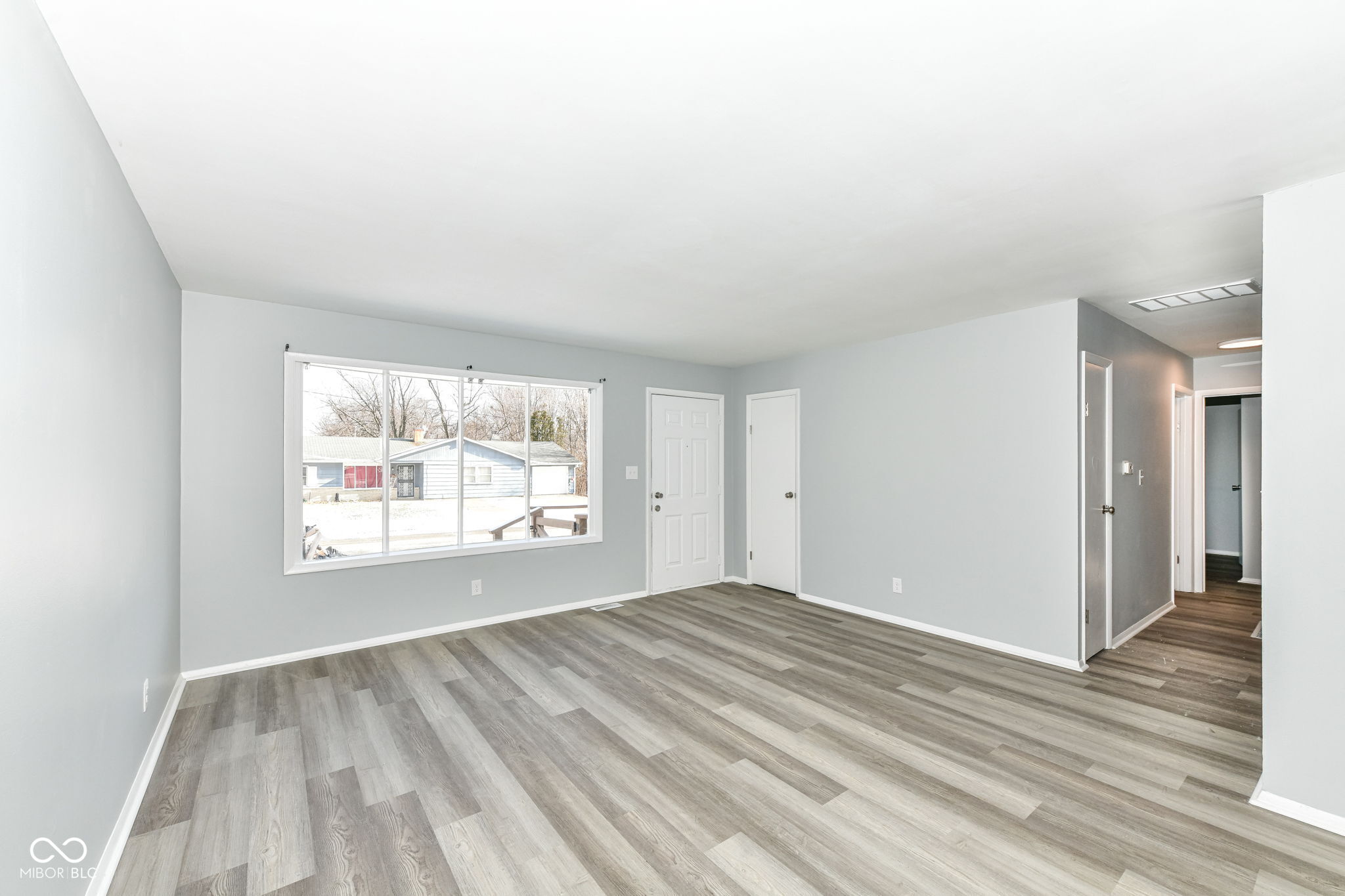 3976 Marseille Road Indianapolis, IN 46226 - Photo 3 of 34