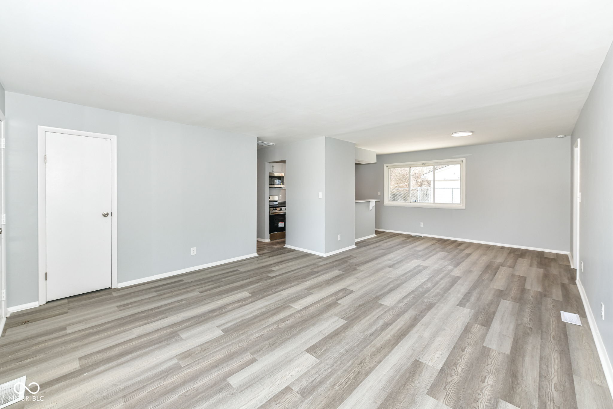 3976 Marseille Road Indianapolis, IN 46226 - Photo 5 of 34