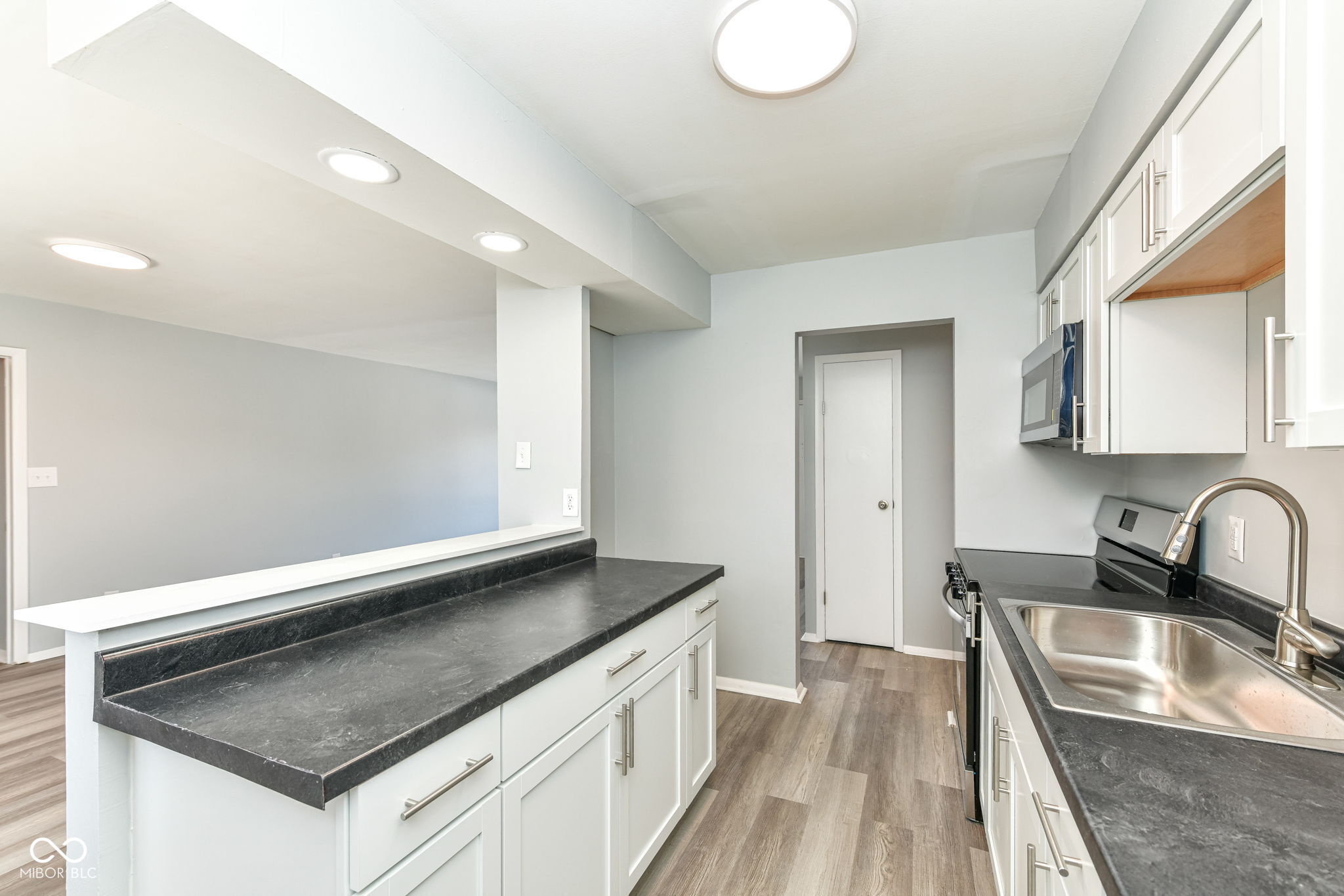 3976 Marseille Road Indianapolis, IN 46226 - Photo 10 of 34