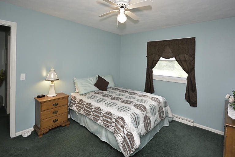 4706 Ravine Road Kalamazoo, MI 49004 - Photo 18 of 40 4706Ravine_16