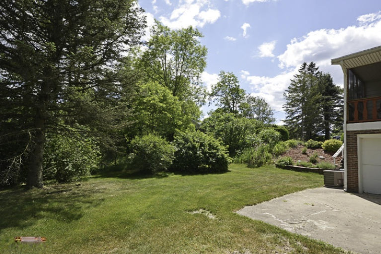 4706 Ravine Road Kalamazoo, MI 49004 - Photo 37 of 40 4706Ravine_36