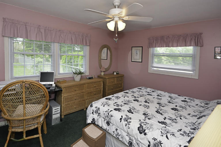 4706 Ravine Road Kalamazoo, MI 49004 - Photo 10 of 40 4706Ravine_13