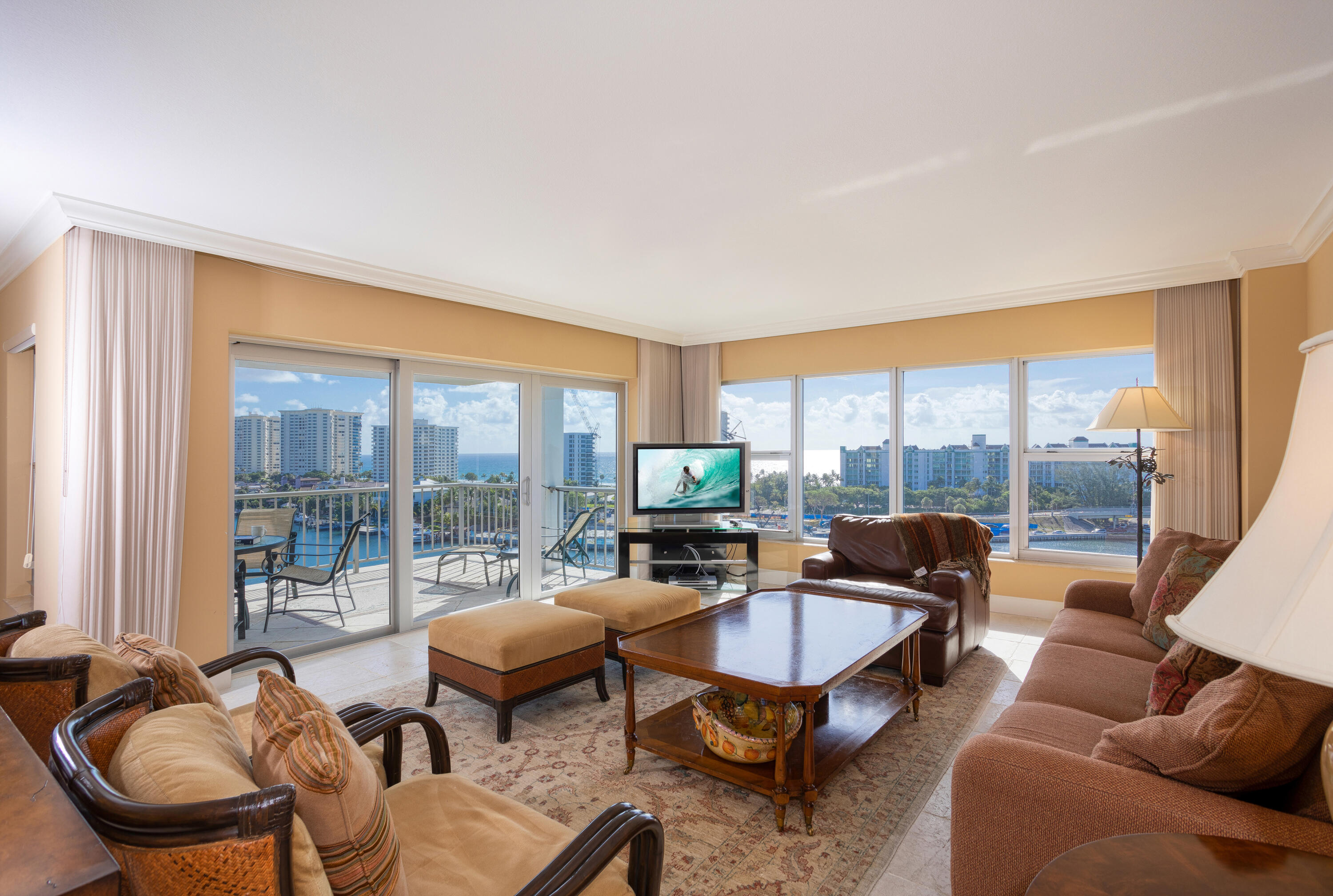 875 East Camino Real, Unit 11A Boca Raton, FL 33432 - Photo 5 of 30 CORNER LIVING ROOM