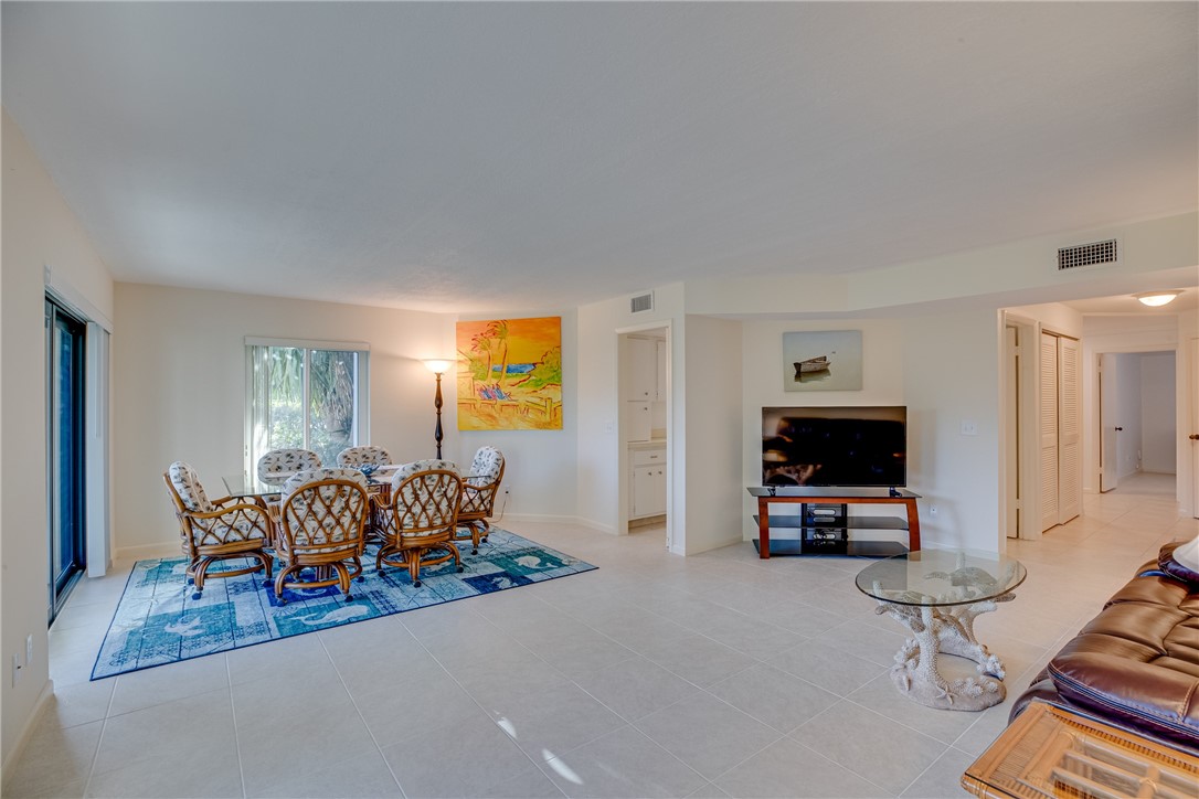 1155 Reef Road, Unit D3 Vero Beach, FL 32963 - Photo 6 of 21 Gallery Image 6