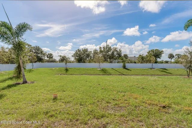 a view of a green field