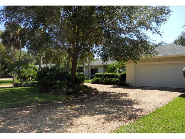 436 Fiddlewood Road Vero Beach, FL 32963 - Photo 2 of 21 Gallery Image 2