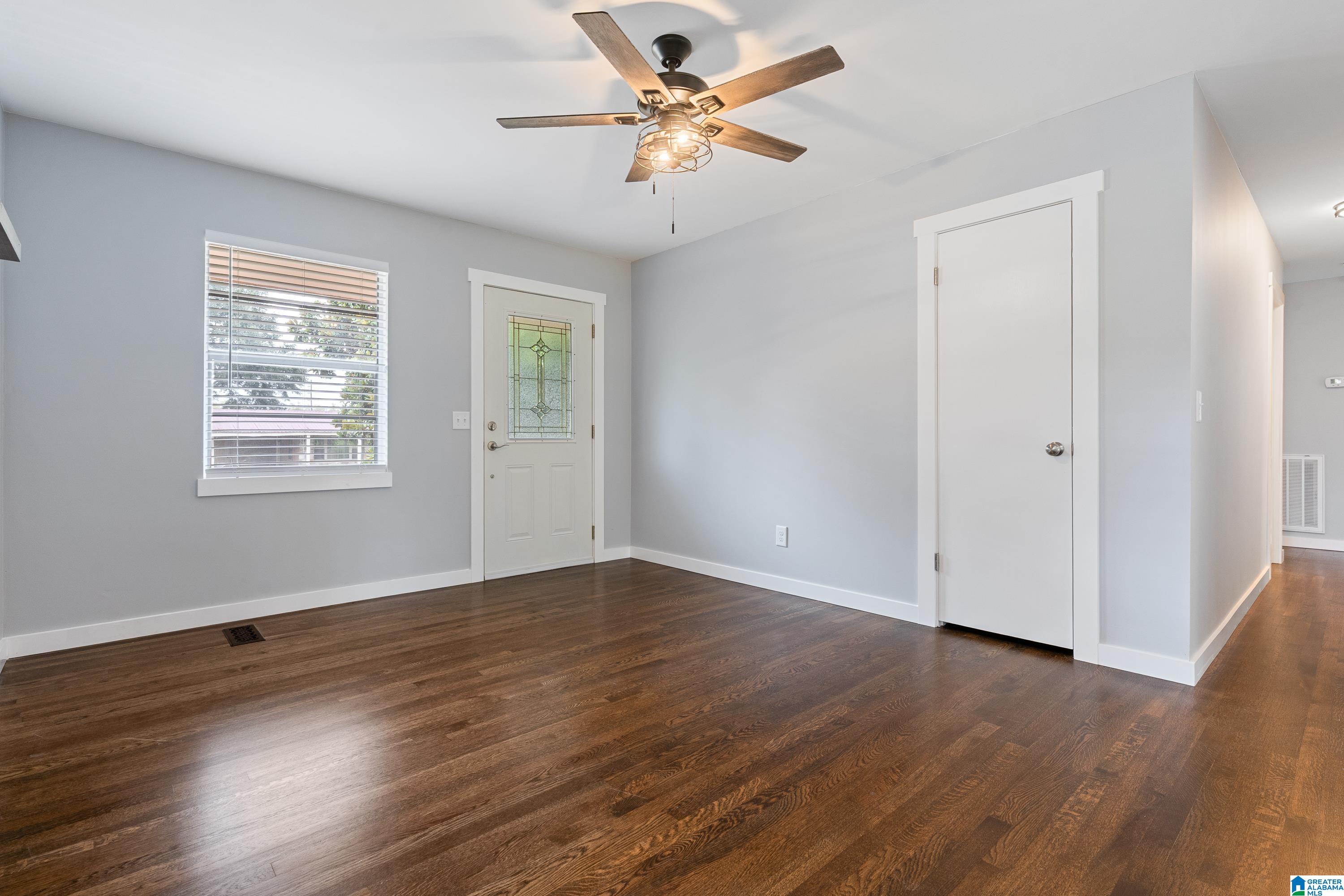 104 Harris Avenue Oneonta, AL 35121 - Photo 5 of 22