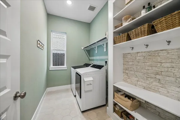 $649,900 | 9110 Farr Lndg Trail, Tomball, TX 77375