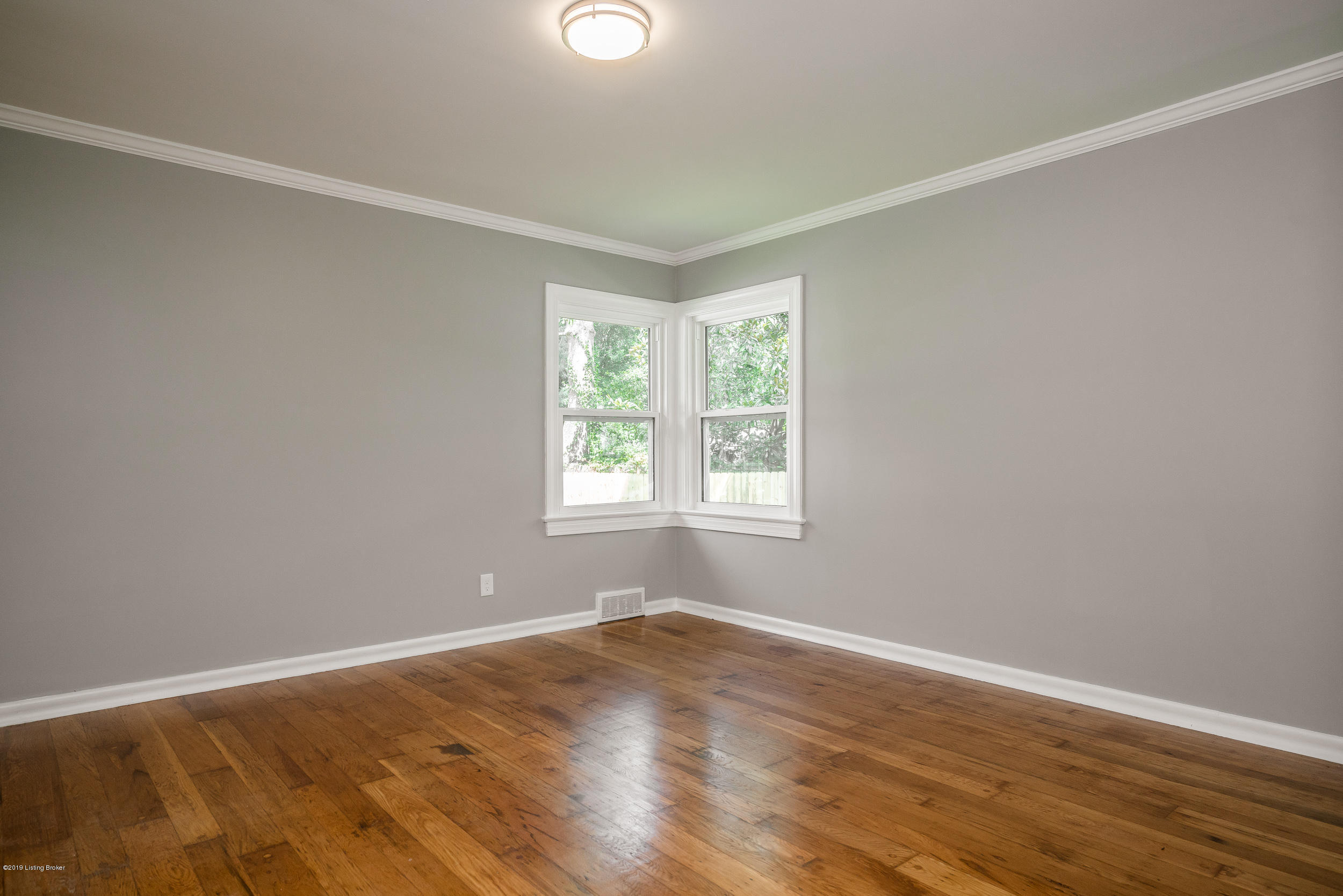 200 Smithfield Road Louisville, KY 40207 - Photo 38 of 56 200 Smithfields Road-54