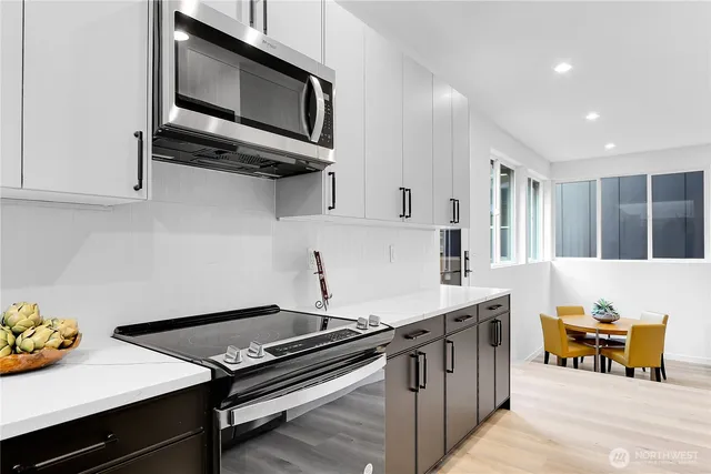 $995,000 | 631 West Emerson Street, Seattle, WA 98119