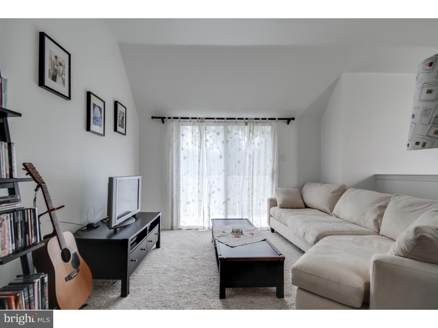 249 Tavistock Road Cherry Hill, NJ 08034 - Photo 9 of 21 Gallery Image 9