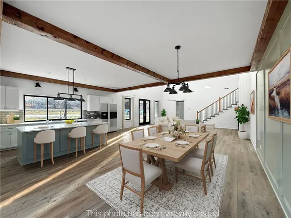 $560,000 | 127 Northwest 1050th Road, Warrensburg, MO 64093