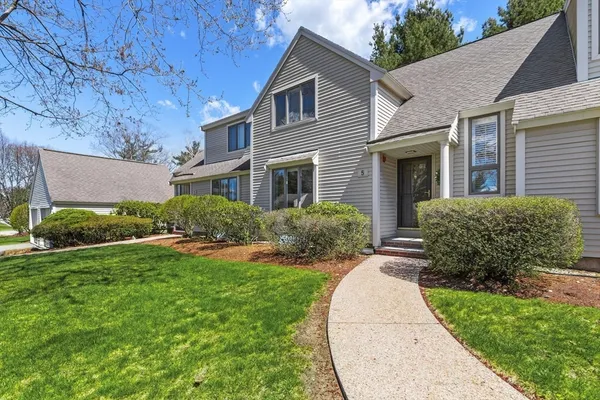 $699,900 | 5 Niblick Way, Unit 5, North Reading, MA 01864