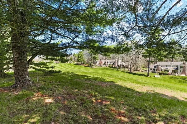 $699,900 | 5 Niblick Way, Unit 5, North Reading, MA 01864