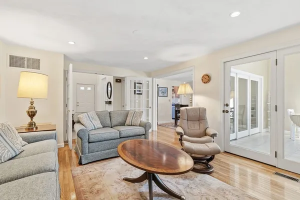 $699,900 | 5 Niblick Way, Unit 5, North Reading, MA 01864