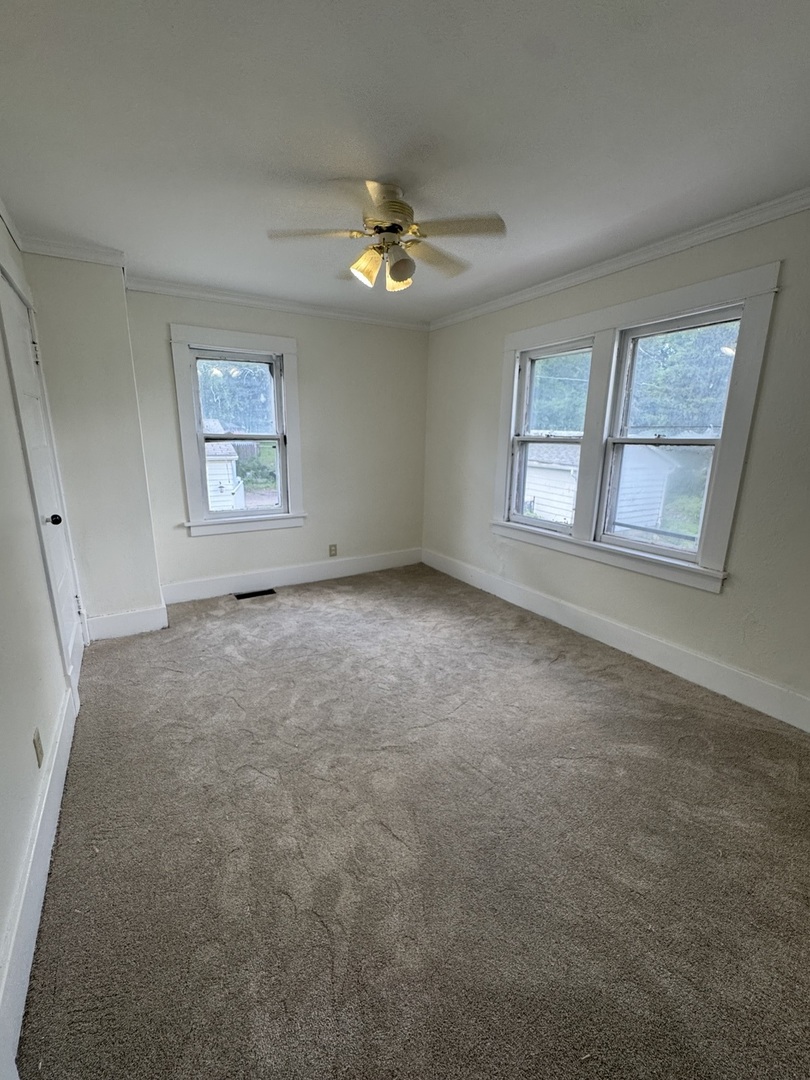 2114 Telegraph Road Davenport, IA 52804 - Photo 8 of 19