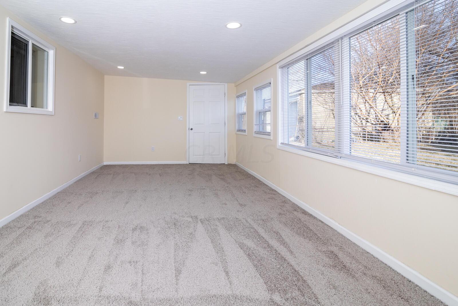 2914 Nuway Road Columbus, OH 43207 - Photo 16 of 41 2914 nunway-8