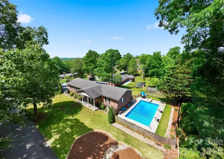 $574,900 | 138 Whispering Pines Drive, Hudson, NC 28638
