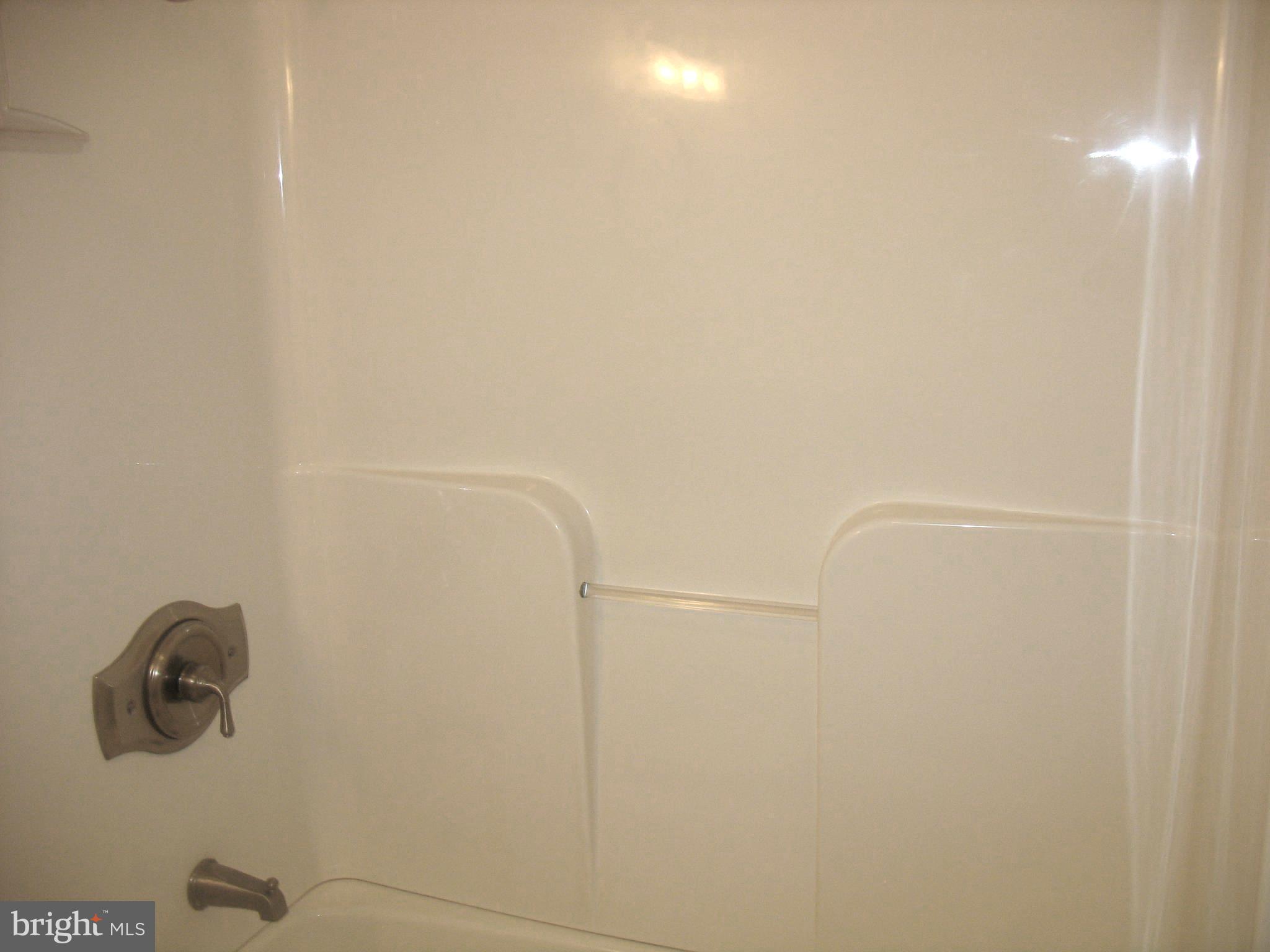 1605 Myamby Road Baltimore, MD 21286 - Photo 7 of 51 Hall Bath
