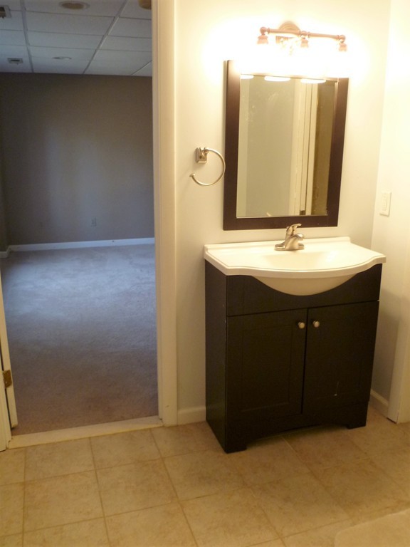 580 Wolf Swamp Road Longmeadow, MA 01106 - Photo 21 of 25 Gallery Image 21