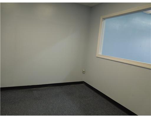 173 Stelton Road Piscataway, NJ 08854 - Photo 2 of 7 Bath - Other.
