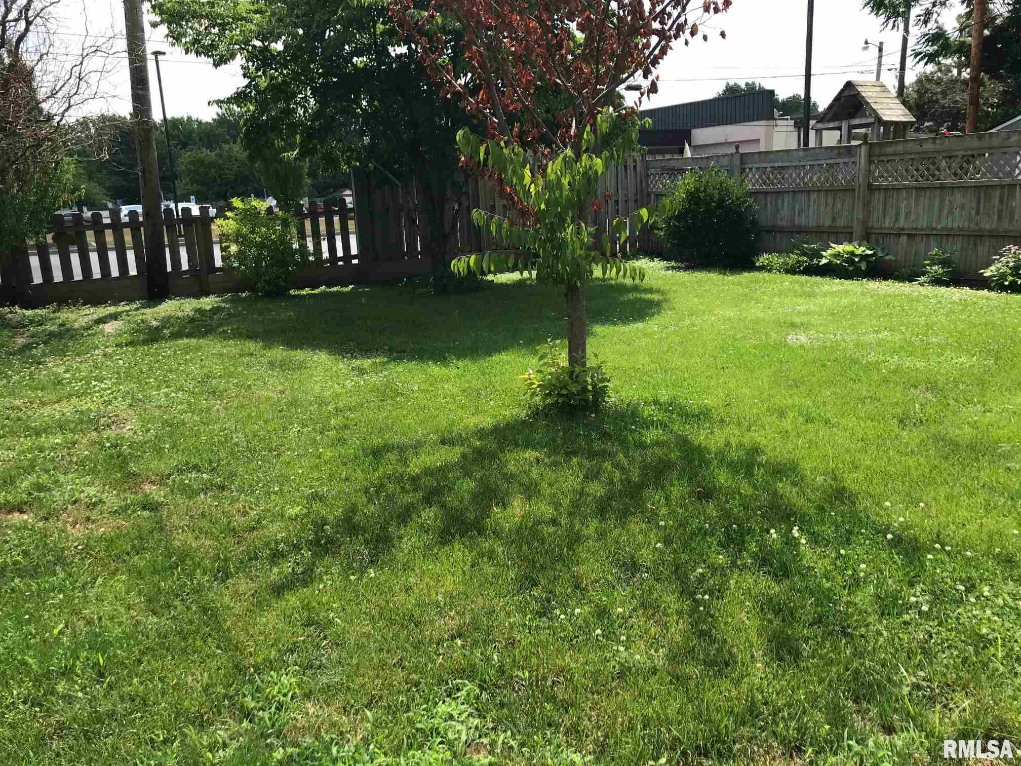 2000 Dial Court Springfield, IL 62704 - Photo 19 of 20