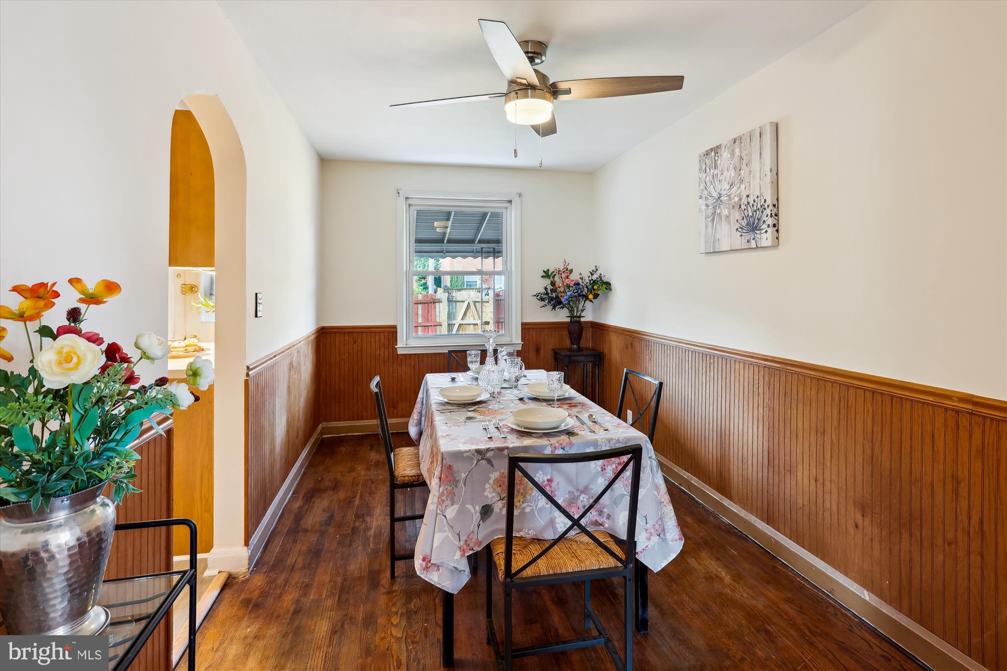 1075 Elm Road Halethorpe, MD 21227 - Photo 10 of 41 a view of a dining room with furniture and a potted plant