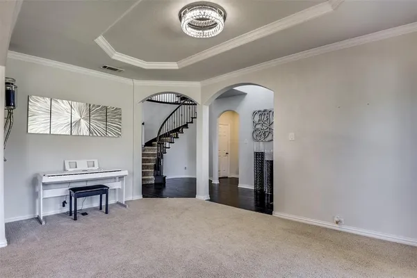 a view of entryway and hall
