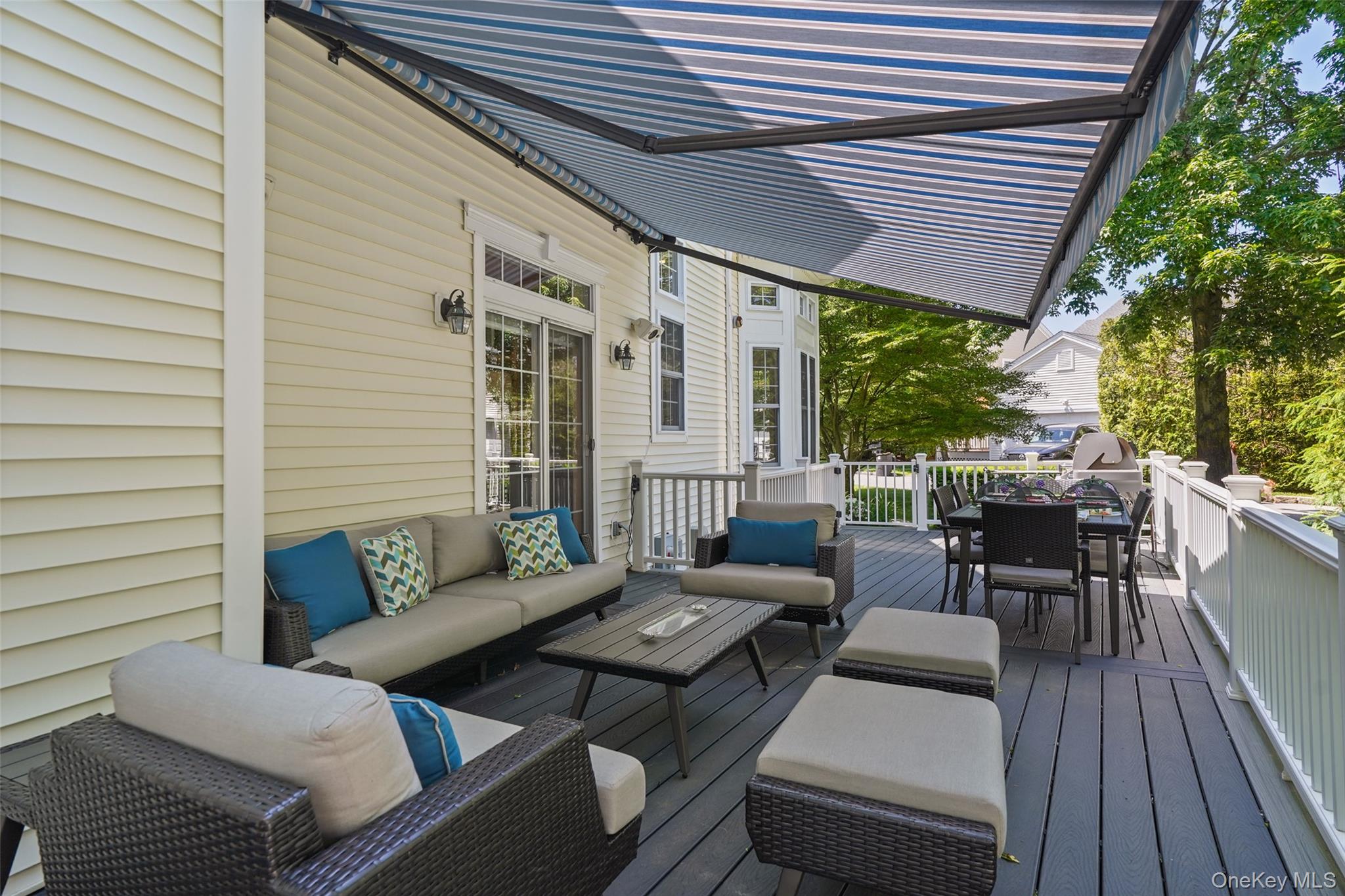 2 Heirloom Court Rye Brook, NY 10573 - Photo 23 of 37 Deck