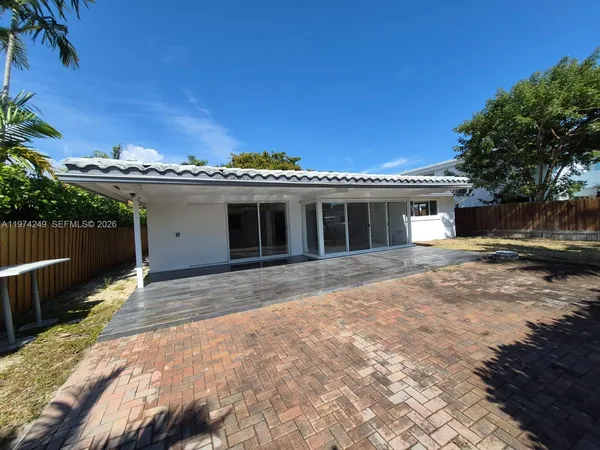 $10,000 | 1240 Northeast 83rd Street, Unit 1240, Miami, FL 33138