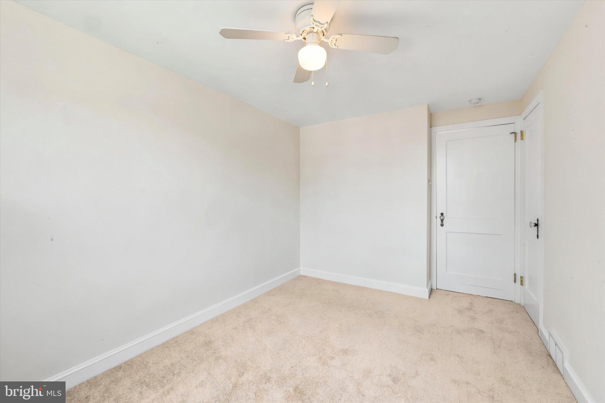 1129 Stratford Road Glenolden, PA 19036 - Photo 18 of 25 BR 2