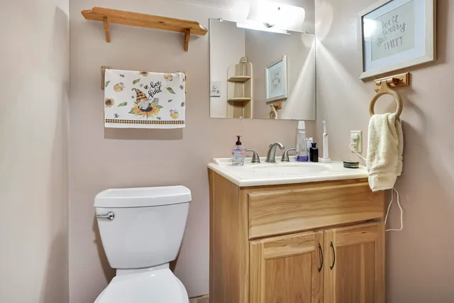 $609,900 | 3943 Lovers Lane, Unit 3937 3939 3941, Polk, WI 53086