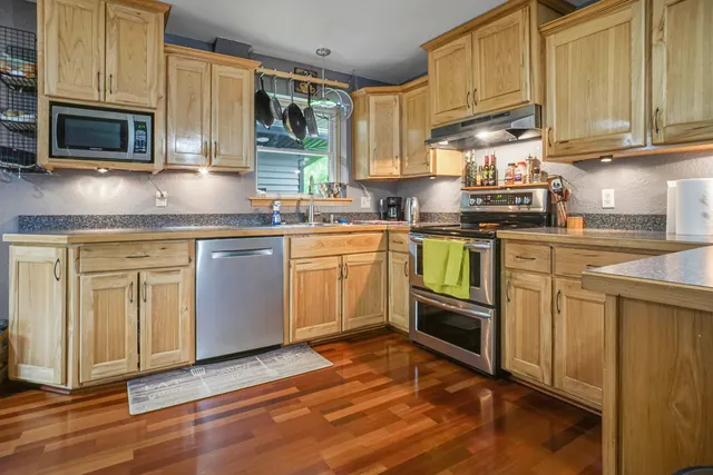 $609,900 | 3943 Lovers Lane, Unit 3937 3939 3941, Polk, WI 53086