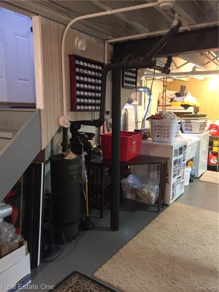 1036 Nottingham Road Grosse Pointe, MI 48230 - Photo 39 of 53 7nott.JPG
