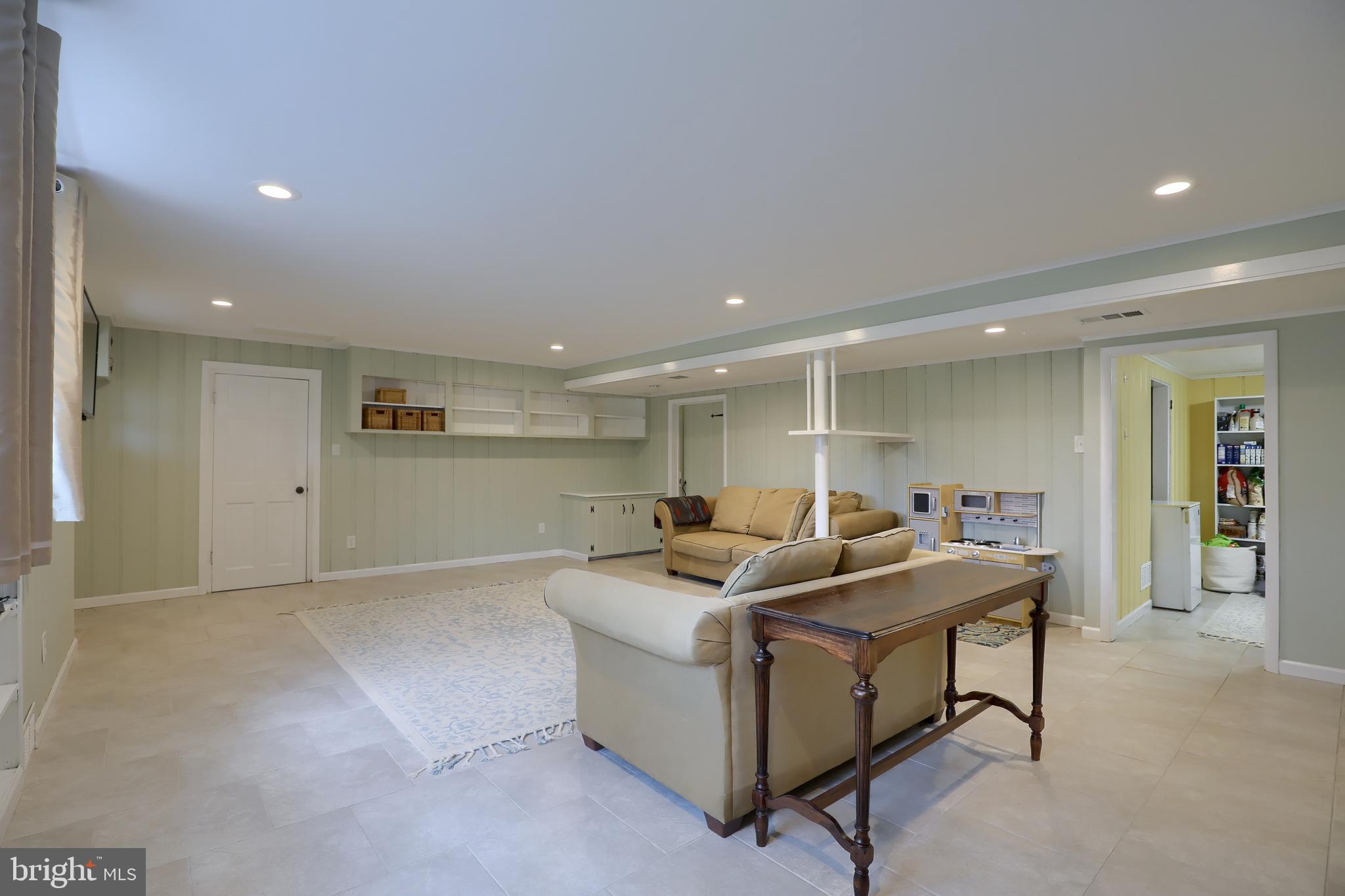 1590 Niles Road York, PA 17403 - Photo 22 of 32 Gallery Image 22