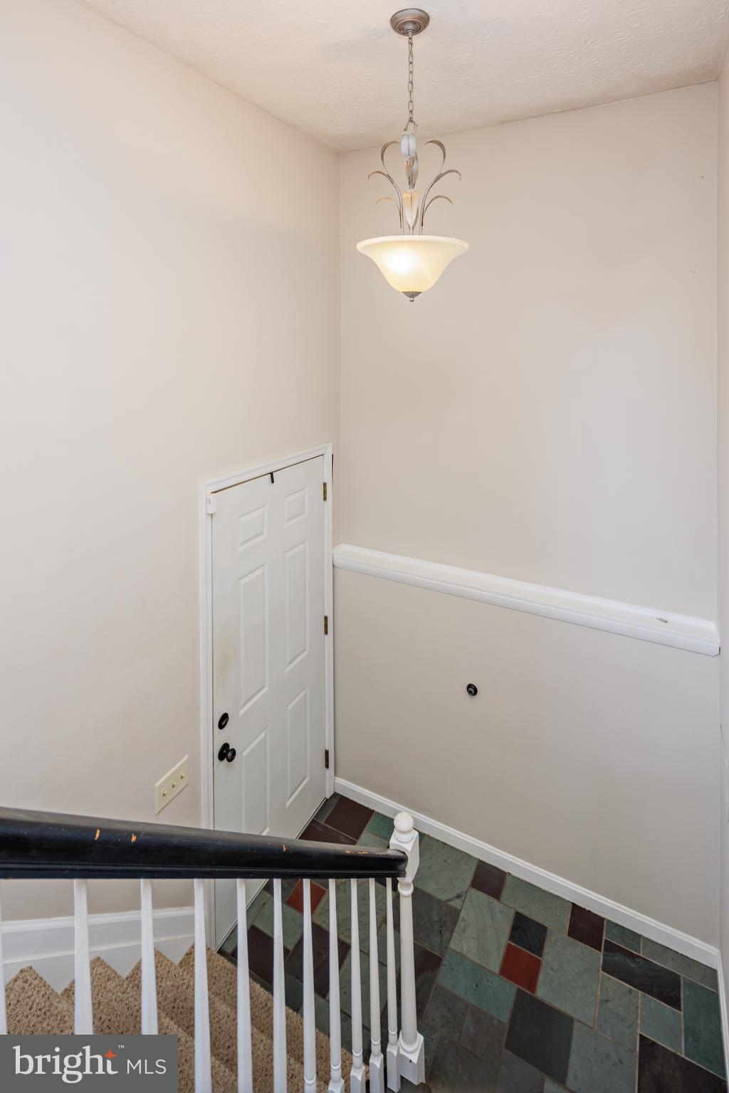 8431 Kenton Road Pasadena, MD 21122 - Photo 3 of 34 Gallery Image 3