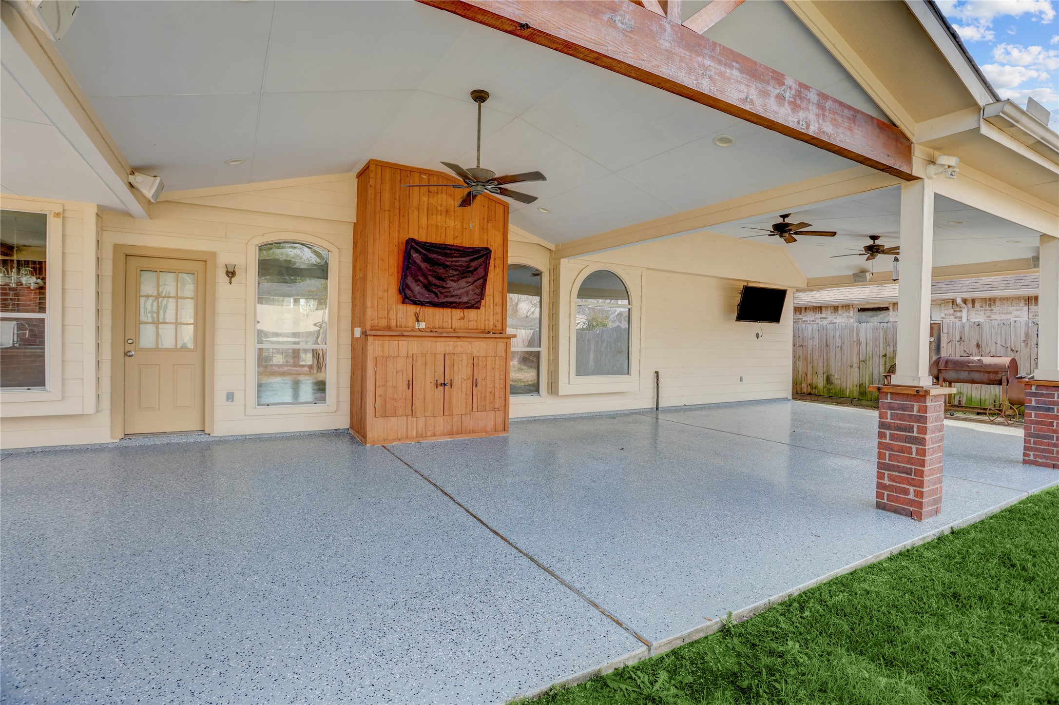 2811 Travick Lane Houston, TX 77073 - Photo 30 of 33 a view of a house with a garage