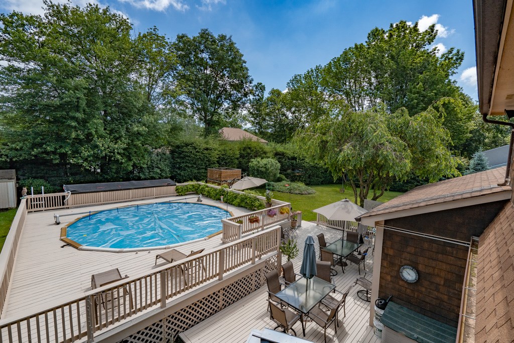 17 Fox Run Cranston, RI 02921 - Photo 25 of 39 Gallery Image 25