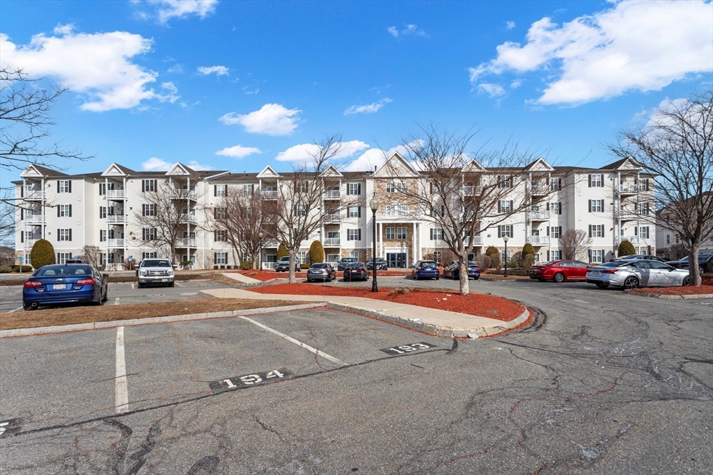23 Hampshire Road, Unit 206 Methuen, MA 01844 - Photo 23 of 36 Gallery Image 23