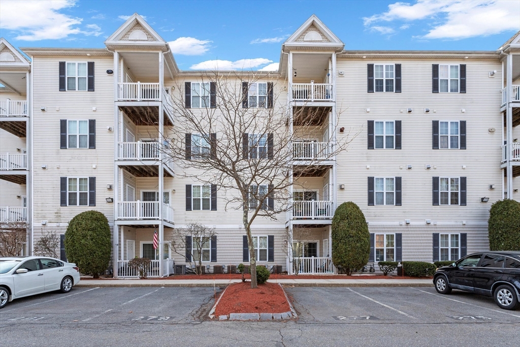 23 Hampshire Road, Unit 206 Methuen, MA 01844 - Photo 34 of 36 Gallery Image 34