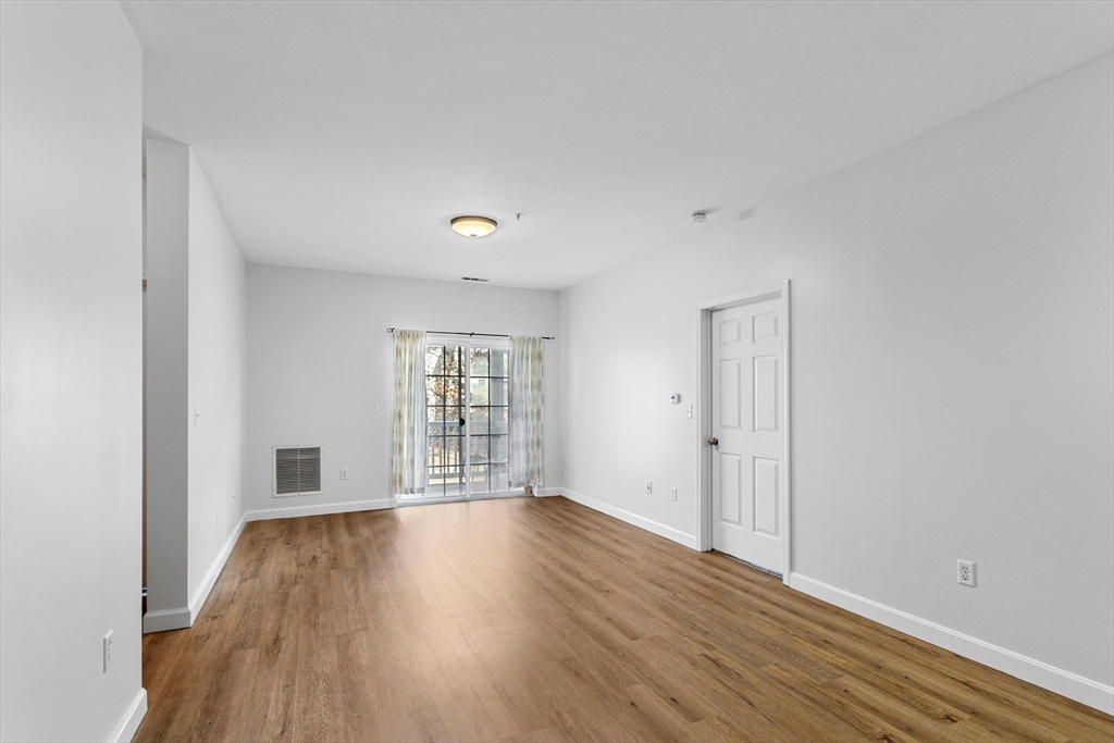 23 Hampshire Road, Unit 206 Methuen, MA 01844 - Photo 9 of 36 Gallery Image 9