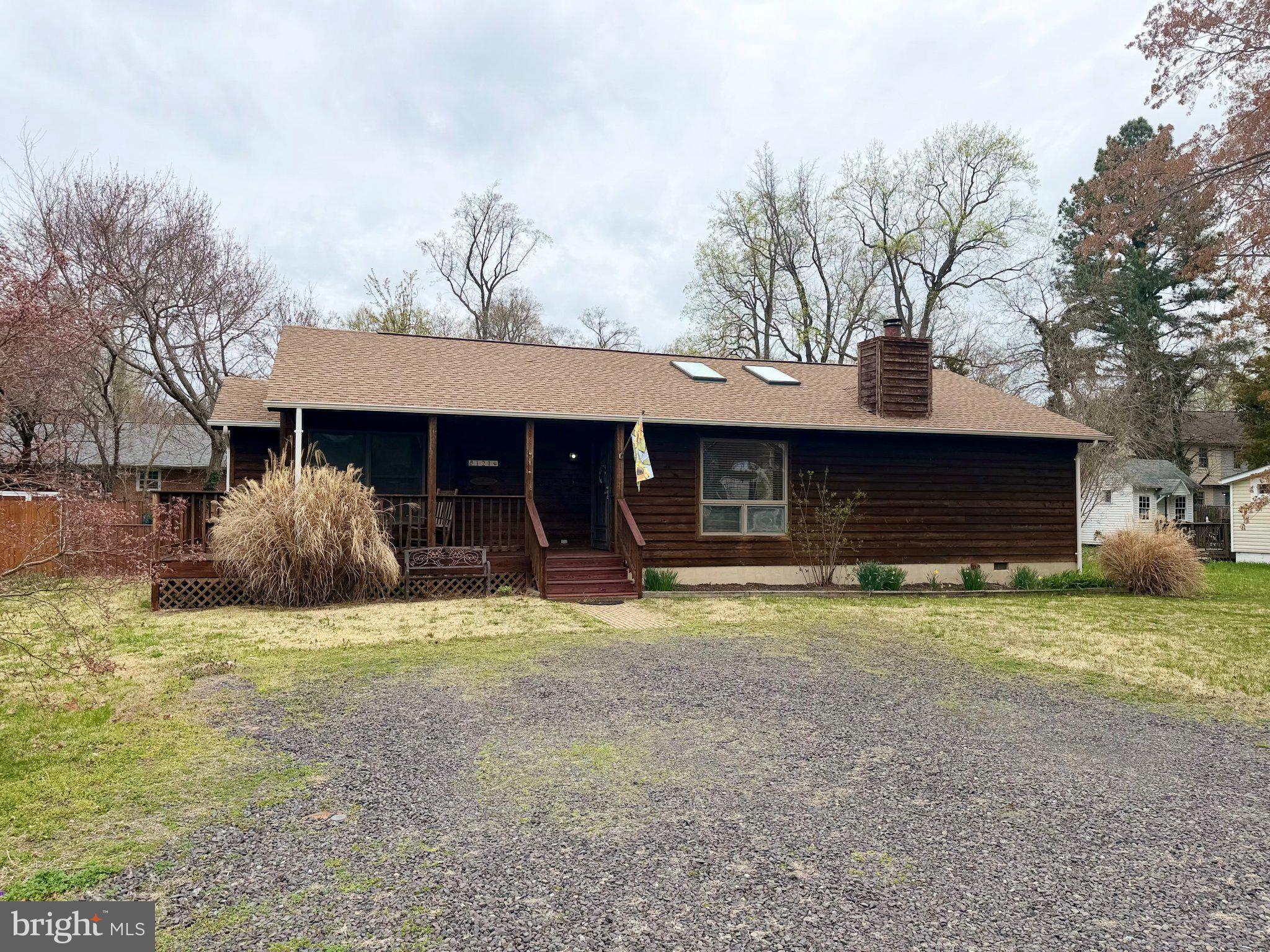 121 11th Street Colonial Beach, VA 22443 - Photo 1 of 6
